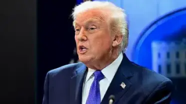 ABD Başkanı Trump: İran'a Saldırılar 'Bir Süreliğine' Ertelendi