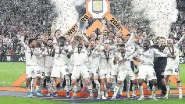 Aston Villa, UEFA Avrupa Ligi'nde Şampiyon Oldu