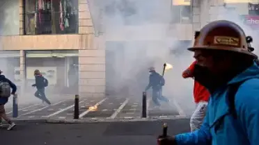 Bolivya'da Madenciler Protesto Ediyor: Ülke Genelinde Yollar Kapandı