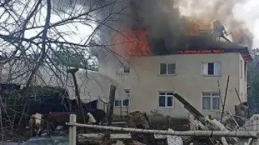 Burdur'da Sabaha Karşı Ailesinin Evini Yaktı: Önce Taksi, Sonra Ev