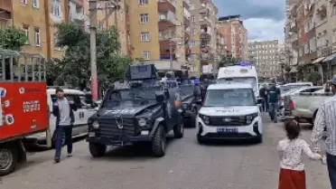 Diyarbakır'da Çıkan Kavgada 3 Kişi Yaralandı