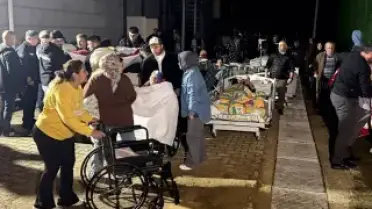 Düzce'de Huzurevinde Yangın: 54 Yaşlı Vatandaş Tahliye Edildi