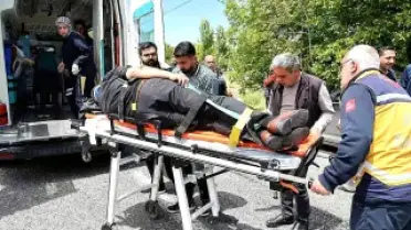 Elazığ'da Trafik Kazası: 5 Yaralı