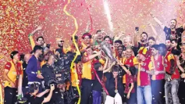 Galatasaray Şampiyonluğunu Coşkuyla Kutladı