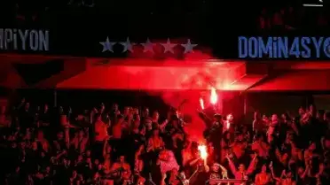 Galatasaray'dan Şampiyonluk Kutlaması: Rams Park'ta Taraftarlarla Buluşma