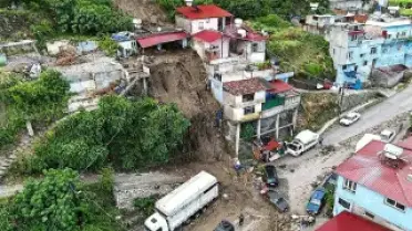 Hatay'da Aşırı Yağış Sonucu Çöken Evde 1 Kişi Hayatını Kaybetti, 3 Yaralı