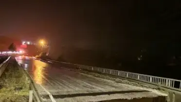 Hatay'da Şiddetli Sağanak Sel ve Köprü Çökmesine Neden Oldu