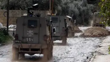 İşgalci İsrail Ordusu Cenin Mülteci Kampı'nda 3 Evi Ateşe Verdi