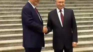 Putin ve Şi, Stratejik İş Birliği Görüşmeleri İçin Bir Araya Geldi: 40 Anlaşma Masada