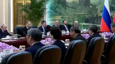 Rusya Devlet Başkanı Putin ve Çin Devlet Başkanı Şi Cinping Görüştü: 40 Anlaşma İmzalanacak