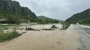 Tokat'ta Dere Taştı: Ev ve Araziler Sular Altında Kaldı