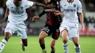 Türkiye Kupası'nda Finalin Adı Belli Oldu: Trabzonspor, 90+2'de Bulduğu Golle Finale Yükseldi