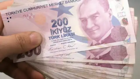 Bakan Işıkhan'dan Bayram İkramiyesi Açıklaması: Kurban Bayramı'nda da 4 Bin TL Ödeme Yapılacak