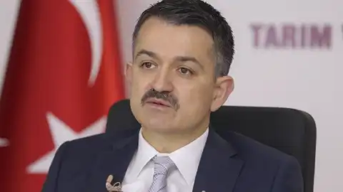 Eski Bakan Pakdemirli BİM'e Bağımsız Yönetim Kurulu Üyesi Adayı Oldu