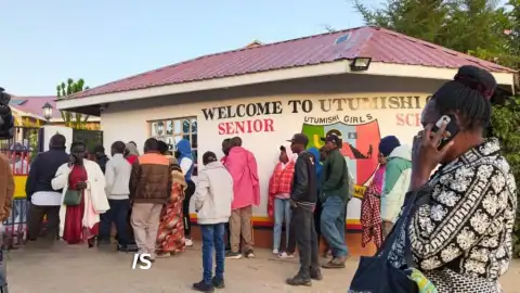 Kenya'da Okul Yangını: 16 Öğrenci Hayatını Kaybetti