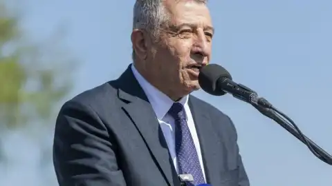 İzmir Güzelbahçe Belediye Başkanı M.G. Gözaltına Alındı