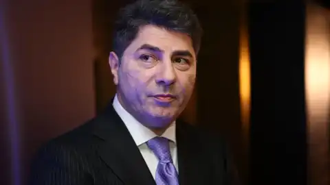 Fenerbahçe Başkanlığına Hakan Safi Adaylığını Açıkladı
