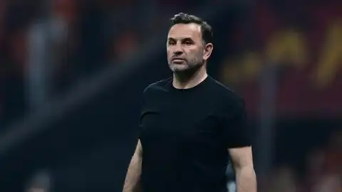 Galatasaray Teknik Direktörü Okan Buruk: "4 sene üst üste şampiyonluk inanılmaz"