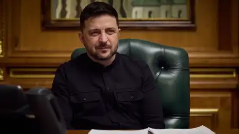 Ukrayna Devlet Başkanı Zelenskiy: Rusya, Çernobil Nükleer Santrali Çevresine Saldırdı