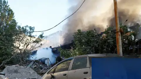 Ukrayna'da Rus Hava Saldırıları: En Az 5 Ölü, Çok Sayıda Yaralı