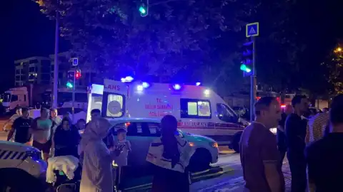 Bursa'da Aile Kavgası: 3 Yaralı, 1'i Ağır
