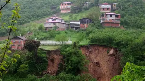Giresun'da Aşırı Yağışlar Sonucu 68 Konut Tahliye Edildi