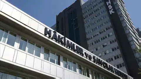 HSK 2026 Yılı Ana Kararnamesi Yayımlandı: 4.967 Hakim ve Savcının Görev Yeri Değişti