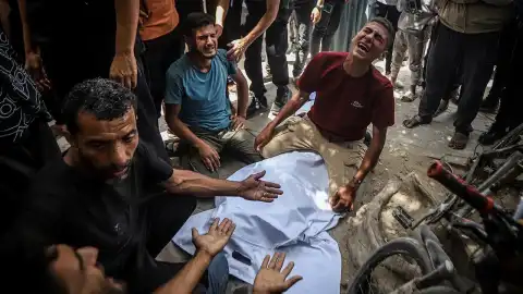 Gazze'de İsrail Saldırılarında Can Kaybı 72 Bin 942'ye Yükseldi