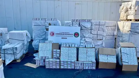 Mersin Limanı'nda Pakistan'dan Gelen Konteynerde 12 Milyon 400 Bin Kapsül İlaç Ele Geçirildi