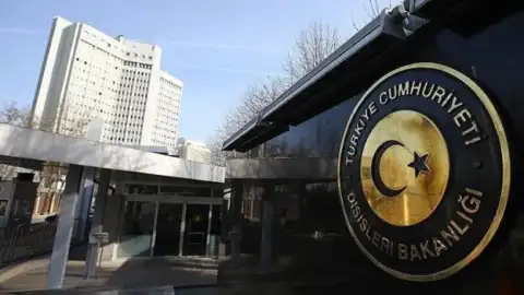 Dışişleri Bakanlığı: Karadeniz'de Türk Gemisine İHA Saldırısı Gerçekleşti: 2 Yaralı