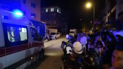 Antalya'da Boş Apartmanda Yangın Paniği