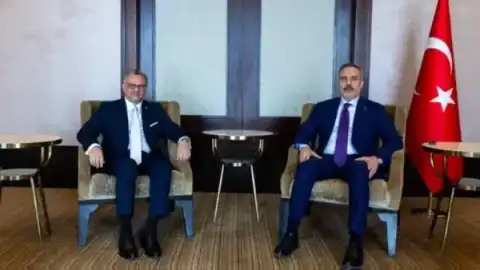 Dışişleri Bakanı Hakan Fidan Kahire'de Massad Boulos ile Bir Araya Geldi