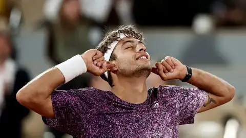 Flavio Cobolli, Roland Garros'ta yarı finale çıktı