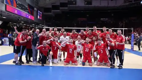 A Milli Erkek Voleybol Takımı Fransa Karşısında Galip Geldi