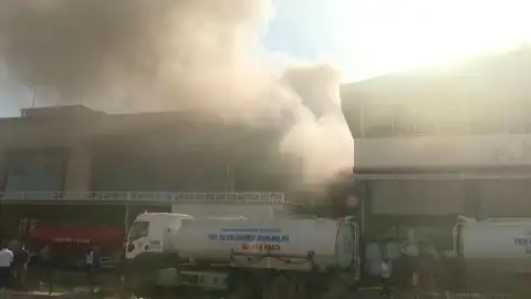 Ankara Yenimahalle'de Gimat Toptancılar Sitesi'nde Yangın
