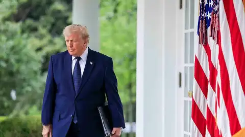 ABD'de Yargıç Donald Trump ile IRS Arasındaki Vergi Mutabakatını İptal Etti