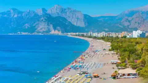 24 Temmuz Deniz Suyu Sıcaklık Tahminleri Açıklandı: İşte Bölge Bölge Dereceler