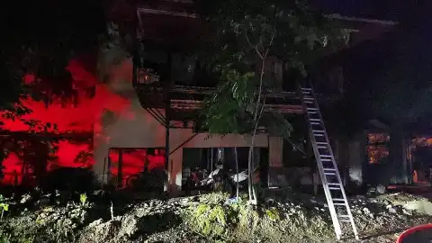 Adana'da Yangın Çıkan Evde Mahsur Kalan 6 Kişi Kurtarıldı