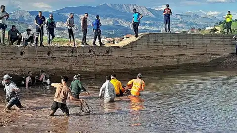 Adıyaman'da Gölete Giren 2 Çocuk Hayatını Kaybetti