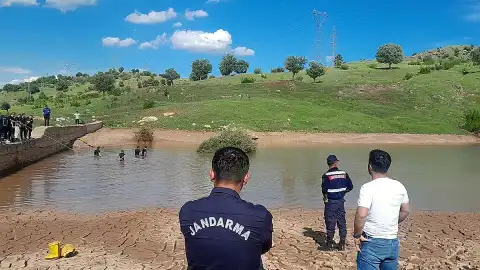 Adıyaman'da Gölete Giren İki Çocuk Boğuldu