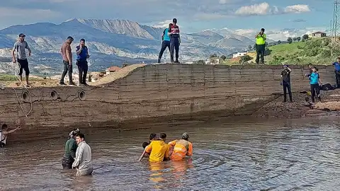 Adıyaman'da Serinlemek İçin Gölete Giren 2 Çocuk Hayatını Kaybetti