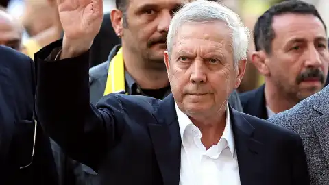 Aziz Yıldırım, Sözcü TV'de Fenerbahçe'nin Geleceğini Anlatacak