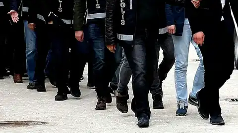 Bakan Akın Gürlek Duyurdu: Antalya ve Mersin'de Yasa Dışı Bahis Operasyonu: 233 Gözaltı