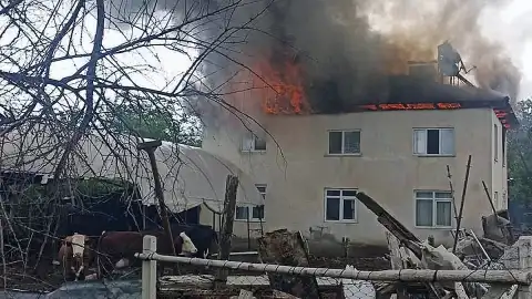 Burdur'da Sabaha Karşı Ailesinin Evini Yaktı: Önce Taksi, Sonra Ev