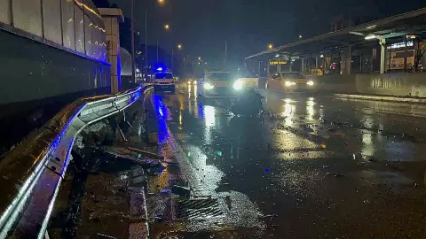 Bursa'da Trafik Kazası: 1'i Ağır 2 Yaralı