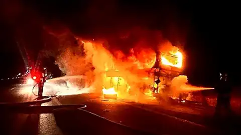 Denizli'de Otobüs Kazası: 7 Kişi Hayatını Kaybetti, 30 Kişi Yaralandı