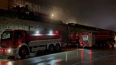 Gaziantep'teki Mobilya Fabrikası Yangını Kontrol Altına Alındı