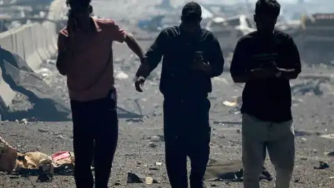 İran'da Patlama Paniği: Eski Mühimmat Kontrollü İmha Edildi