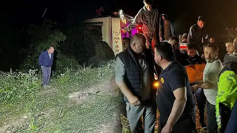 Kastamonu'da Sisli Havada Meydana Gelen Kazada 25 Yaşındaki Sürücü Hayatını Kaybetti, 3 Kardeş Yaralandı