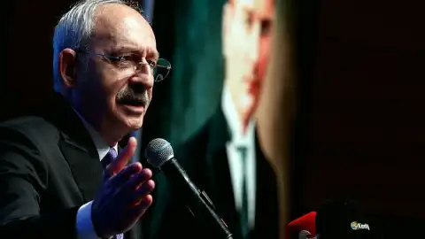 Kılıçdaroğlu'ndan Tartışma Yaratan Atatürk Benzetmesi: 'Hain Kemal' Sloganlarına Yanıt Verdi